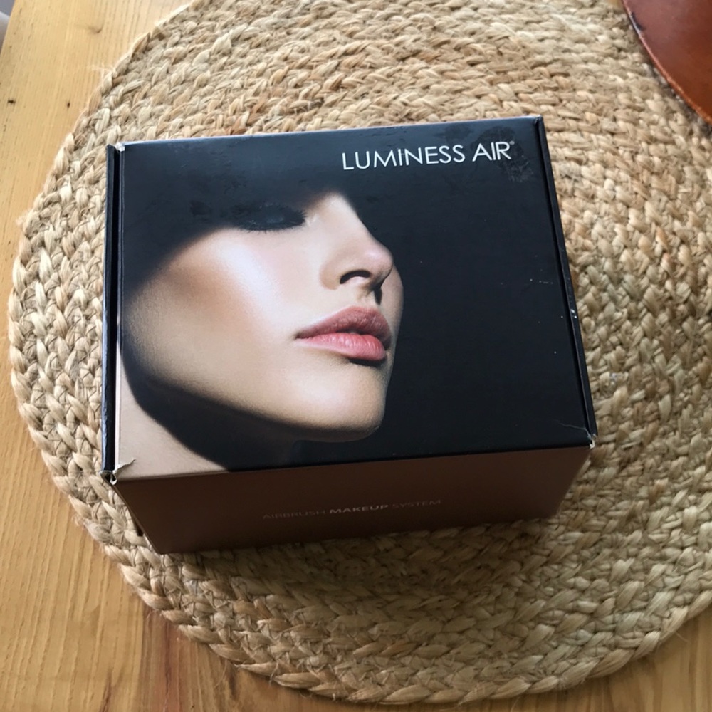 Luminess Legend airbrush makeup system